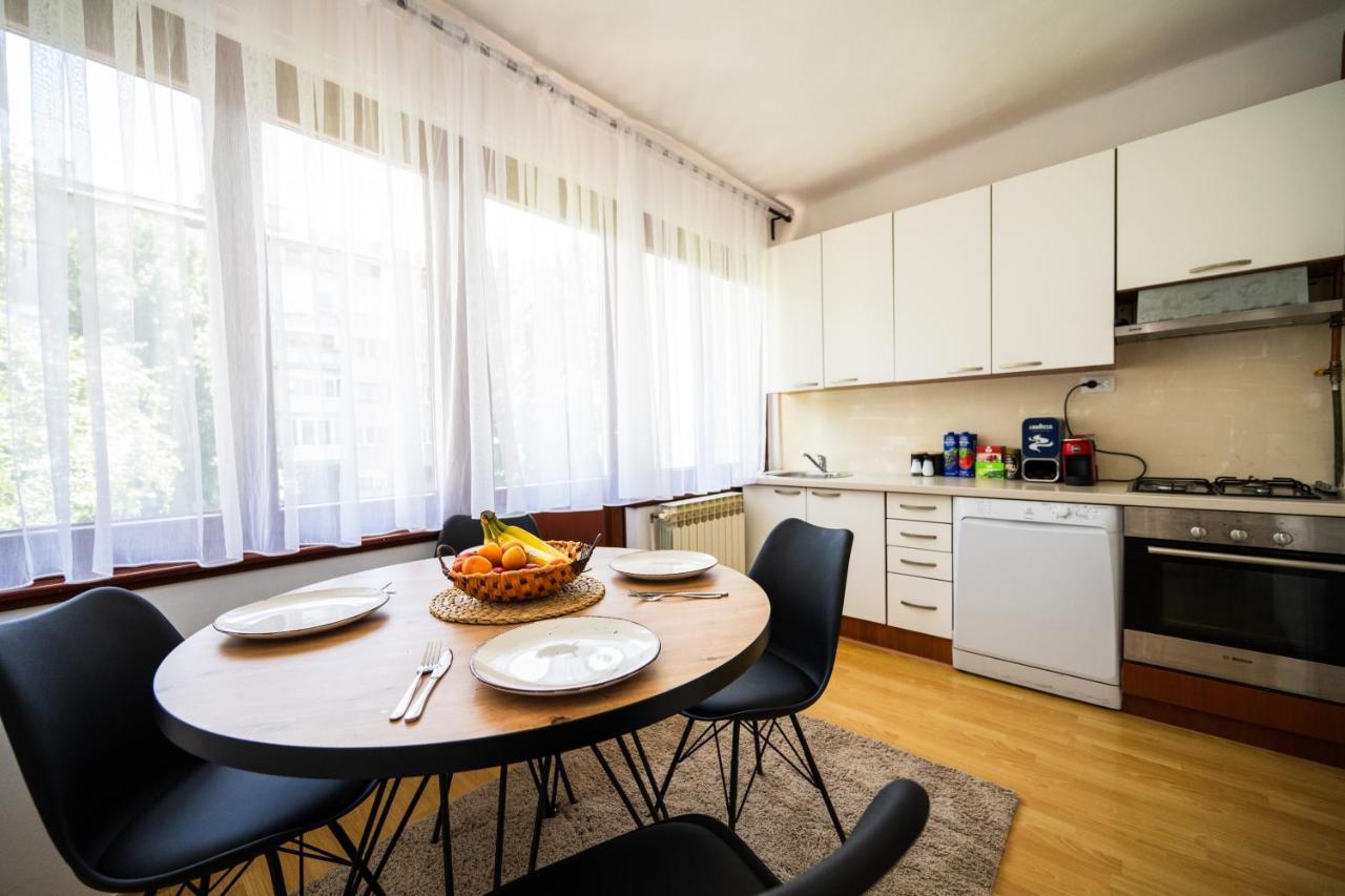 Cozy One-Bedroom Apartment Near City Center Σαράγεβο Εξωτερικό φωτογραφία